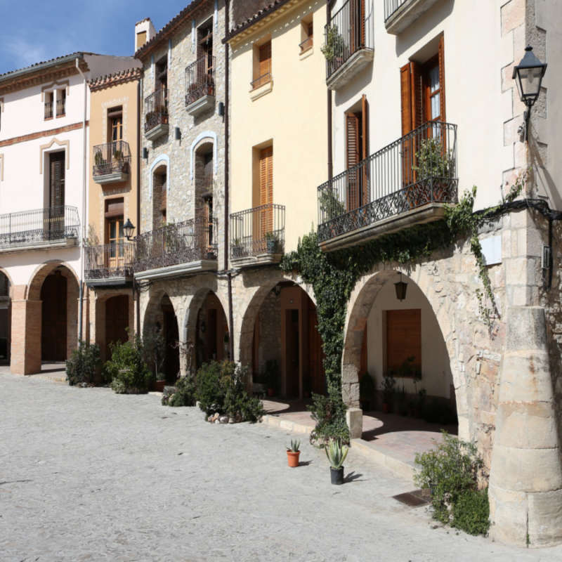 Plaça Major de La Llacuna